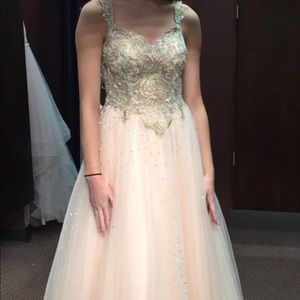 Sweet 16 /Prom Dress - brand new